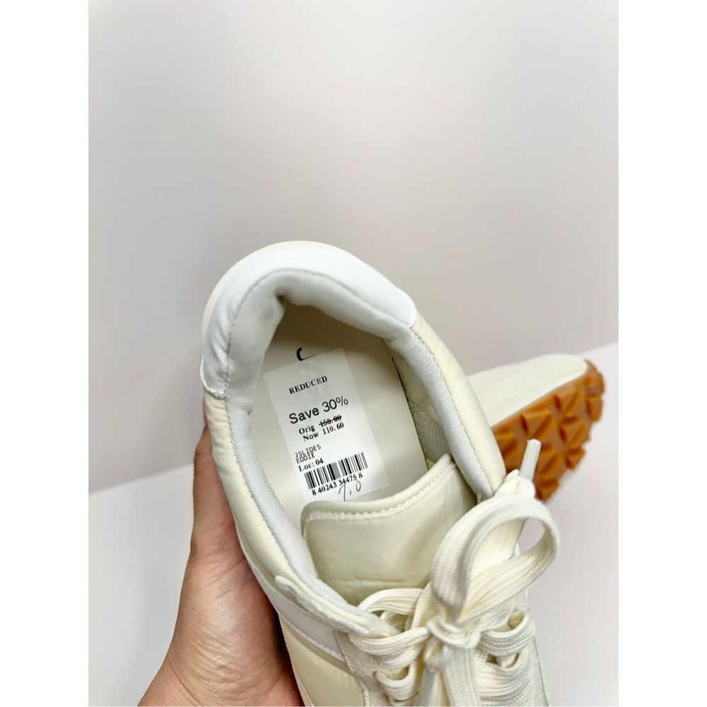 J/Slides Sneakers Size 7 Cream Leather Lifestyle Athletic and Training Shoes NEW - Picture 10 of 14